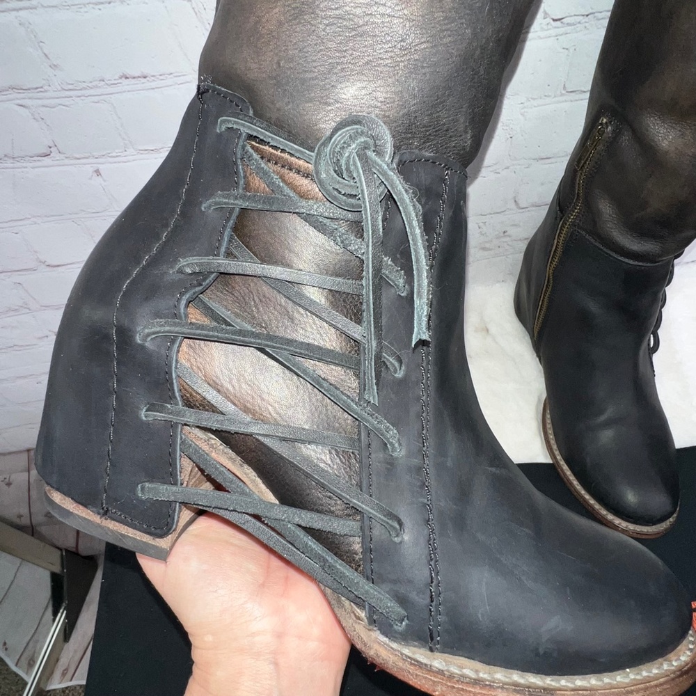 🚫SOLD! |•FREEBIRD🦅BY STEVEN•| Castle Knee High Boots Leather Lace Up Booties - Picture 3 of 16